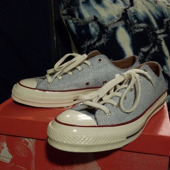 {keywor d} converse sneakers unisex